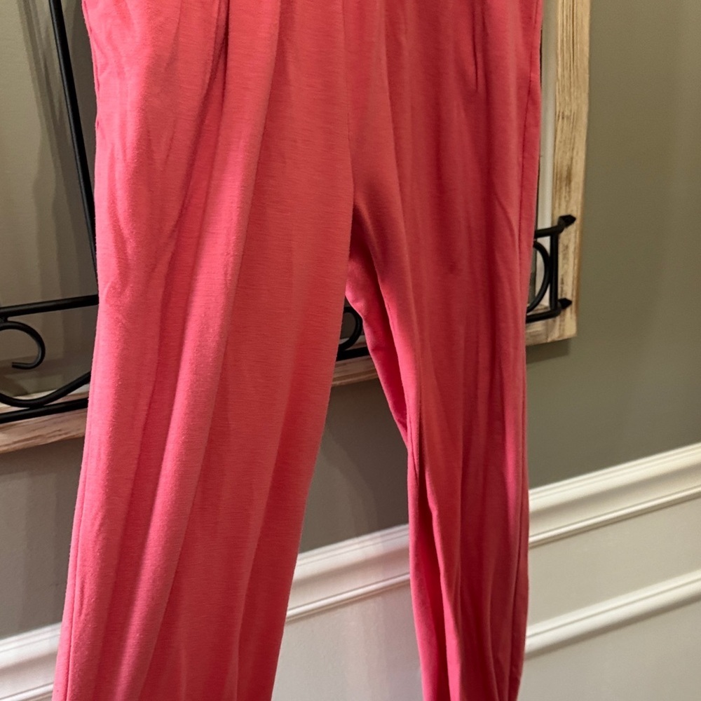 Zenana Outfitters Red Smocked Joggers XL - Picture 9 of 11